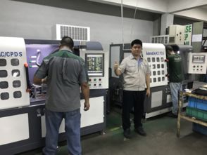 攜手一帶一路，服務(wù)沿線(xiàn)國(guó)家——我校機(jī)電工程系教師赴馬來(lái)西亞開(kāi)展設(shè)備調(diào)試與技術(shù)交流